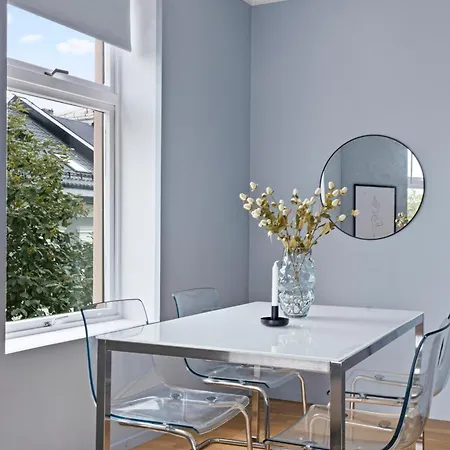 Modern And Bright In Apartmán *